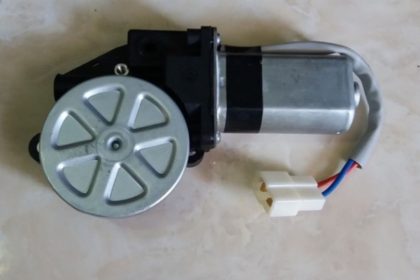 Dinamo Kaca Mobil Avanza
