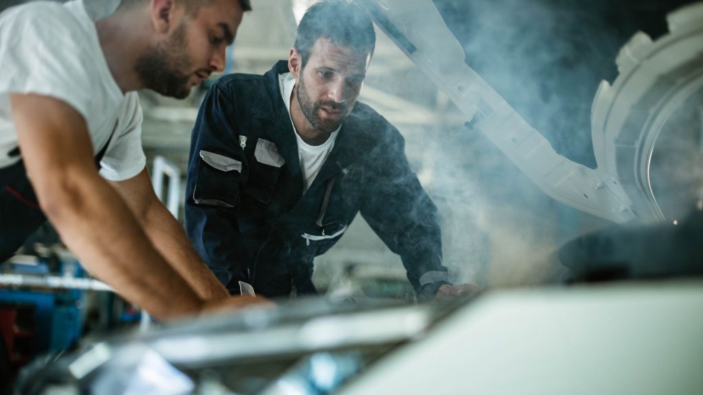Cara Mengatasi Mobil Overheat