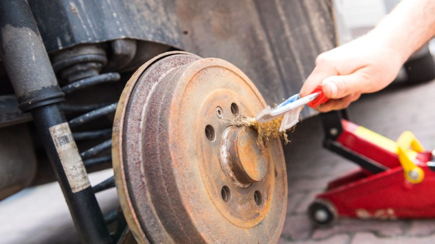 rem tromol mobil bunyi
