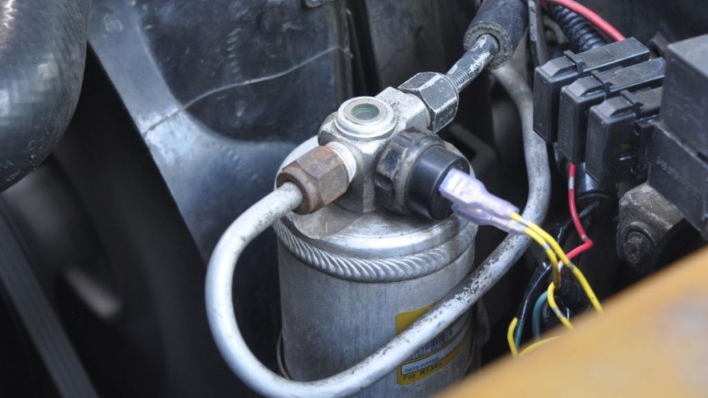Fungsi Dryer AC Mobil