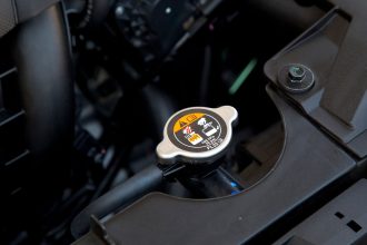 tutup radiator mobil