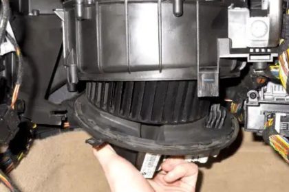 Blower AC Mobil Berisik