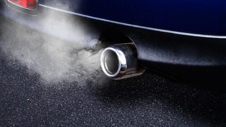 knalpot mobil nembak