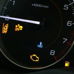 suhu oli mesin mobil