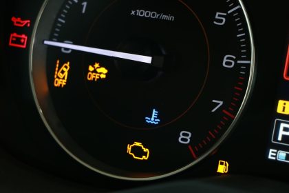 suhu oli mesin mobil