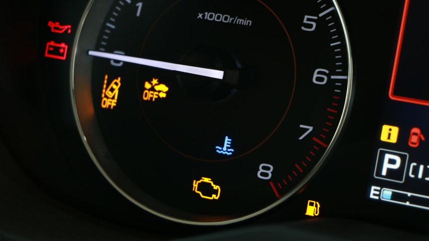 suhu oli mesin mobil